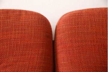 中古　美品　CONDE HOUSE(カンディハウス)　ウォールナット　アルプ LD　背もたれ取り外しOK!　ユニークなデザインとレッドカラーが目を惹くソファーベッド(2人掛けソファ、ダイニングチェア、ダイニングソファ)(定価約30万円)(R-058153)