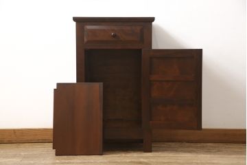 中古　美品　松本民芸家具　シックな佇まいのC型電話台(サイドチェスト、引き出し、収納棚)(定価約12万円)(R-058166)