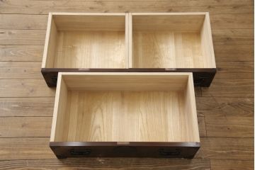 中古　超美品　岩谷堂箪笥　厚みのある金具が風格を感じさせる車箪笥(小箪笥、チェスト、引き出し)(R-058170)