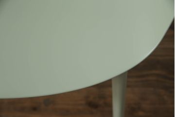 中古　展示美品　イタリア製　Kartell(カルテル)　Piuma(ピウマ)　ピエロ・リッソーニデザイン　軽さと丈夫さが魅力!スタイリッシュなアームチェア(ダイニングチェア、椅子、イス、いす)(定価約6万3千円)(R-058173)