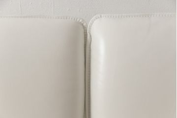 中古　超美品　展示品　イタリア　NICOLETTI(ニコレッティ)　Success(サクセス)　スタイリッシュなで存在感を放つ本革張り3人掛けソファ(レザー、3Pソファ、三人掛け)(定価約48万円)(R-058180)