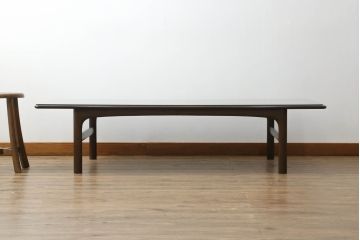 北欧ビンテージ　ノルウェー　S MOBLER(モブラー)　rasmus solberg cabinetmaker norway(ラスムスソルベルグ) 　ローズウッド材　シンプルモダンで曲線の優しいセンターテーブル(ローテーブル、ヴィンテージ)(R-058182)