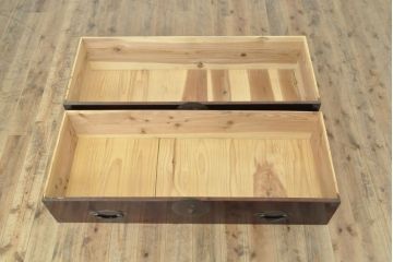アンティーク家具　大正〜昭和初期　前面栗材　美品　漆のきれいな米沢箪笥(重ね箪笥、和たんす、収納箪笥、時代箪笥、整理タンス)(R-058189)