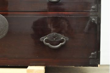 アンティーク家具　大正〜昭和初期　前面栗材　美品　漆のきれいな米沢箪笥ローボード(ローチェスト、和たんす、収納箪笥、時代箪笥、整理タンス)(R-058191)