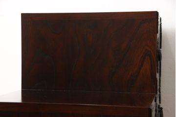 中古　美品　岩谷堂箪笥　躍動感のある杢目と重厚な金具が凛々しい階段箪笥(チェスト、和タンス、収納箪笥)(R-058193)