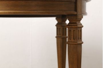 中古　美品　DREXEL HERITAGE(ドレクセルヘリテイジ)　FRANCESCA(フランチェスカ)シリーズ　格納式天板付き!　クラシカルなランプテーブル(コーヒーテーブル、サイドテーブル)(定価約30万円)(R-058219)