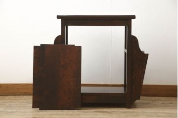 中古　絶版品　北海道民芸家具　#440　便利な収納ポケットが付いたマガジン卓(サイドテーブル、マガジンラック)(R-058221)
