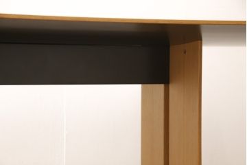 中古　美品　arflex(アルフレックス)　TAVOLO NAVE(タボロ・ナーベ)　スタイリッシュな佇まいが目を引くダイニングテーブル(食卓、6人掛け、作業台)(定価約40万円)(R-058233)