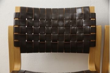 中古　美品　arflex(アルフレックス)　NT(エヌティー)　革を編み込んだデザインが個性的なチェア2脚セット(ダイニングチェア、椅子、イス)(定価1脚137500円)(R-058236)
