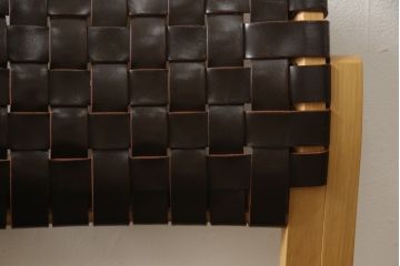中古　美品　arflex(アルフレックス)　NT(エヌティー)　革を編み込んだデザインが個性的なチェア2脚セット(ダイニングチェア、椅子、イス)(定価1脚137500円)(R-058236)