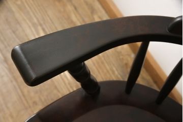中古　美品　北海道民芸家具　HM630　格好良い佇まいが魅力のキャプテンチェア(肘掛け椅子、アームチェア、イス、板座チェア)(R-058243)