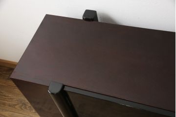 中古　展示品　超美品　讃岐塗り　総漆塗り　和モダンな空間づくりに活躍するサイドボード(ローボード、ローキャビネット、収納棚、戸棚、リビングボード)(定価約100万円)(R-058253)