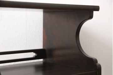 中古　北海道民芸家具　和洋どちらのお部屋にも取り入れやすいシックな本立て(卓上収納、小物収納、ブックスタンド)(R-058257)