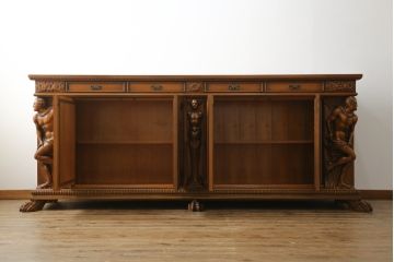 中古　超美品　エイシン取り扱い　イタリア高級家具　美術品のような細やかな彫刻が美しいサイドボード(定価約120万円)(キャビネット、カウンター、収納棚、リビングボード)(R-058264)