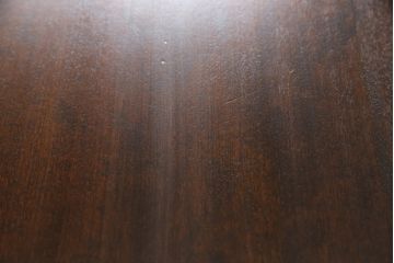 中古　美品　北海道民芸家具　樺材　HM472シリーズ　上品な優しい雰囲気を醸し出す円形テーブル(ラウンドテーブル、ダイニングテーブル、コーヒーテーブル)(定価約18万円)(R-058269)