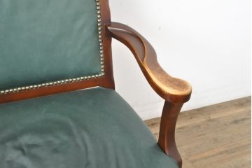 中古　DREXEL HERITAGE(ドレクセルヘリテイジ)　本革　高級感ある佇まいが目を引くレザーデスクチェア(アームチェア、オフィスチェア、回転チェア)(R-058279)