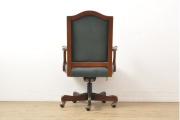 中古　DREXEL HERITAGE(ドレクセルヘリテイジ)　本革　高級感ある佇まいが目を引くレザーデスクチェア(アームチェア、オフィスチェア、回転チェア)(R-058279)
