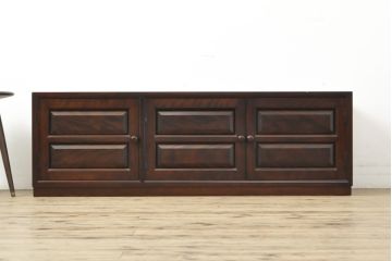中古　希少!!　松本民芸家具　シックな空間を演出する特注品のテレビ台(テレビボード、ローボード、リビングボード、収納棚)(R-058281)