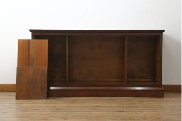 中古　美品　希少!!　松本民芸家具　クラシカルな雰囲気お高める特注品のサイドボード(ローボード、サイドキャビネット、収納棚、戸棚)(R-058282)