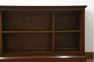 中古　美品　希少!!　松本民芸家具　クラシカルな雰囲気お高める特注品のサイドボード(ローボード、サイドキャビネット、収納棚、戸棚)(R-058282)