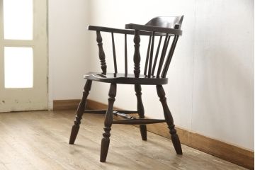 中古　美品　松本民芸家具　#91型　落ち着きのある大人カフェ風インテリアが叶うキャプテンチェア(アームチェア、板座チェア、椅子、ダイニングチェア)(R-058283)