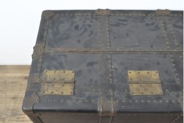 和製アンティーク　希少!　高島屋　空間演出にもってこい!古びた佇まいが魅力の船トランク(トランクテーブル、センターテーブル、ローテーブル、ディスプレイ、収納)(R-058287)