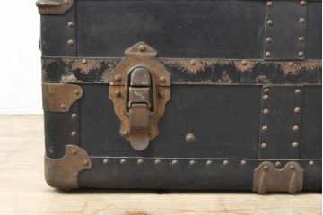和製アンティーク　希少!　高島屋　空間演出にもってこい!古びた佇まいが魅力の船トランク(トランクテーブル、センターテーブル、ローテーブル、ディスプレイ、収納)(R-058287)