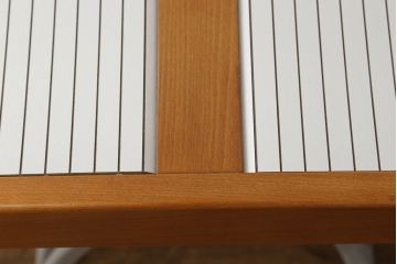 中古　イタリア　ポッゾーリ社(POZZOLI)　OZZIO-オッジオ　ユニークなデザインが目を引くエレベーターテーブル(定価約24万円)(昇降式テーブル、エクステンションテーブル、ローテーブル、ダイニングテーブル)(R-058288)