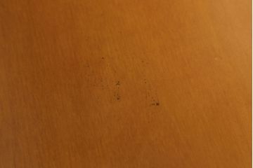 中古　イタリア　ポッゾーリ社(POZZOLI)　OZZIO-オッジオ　ユニークなデザインが目を引くエレベーターテーブル(定価約24万円)(昇降式テーブル、エクステンションテーブル、ローテーブル、ダイニングテーブル)(R-058288)