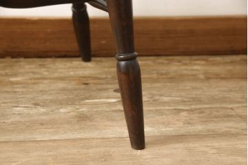 中古　北海道民芸家具　クラシカルな雰囲気を醸し出すスピンドルチェア(椅子、イス、板座チェア、ダイニングチェア)(R-058291)