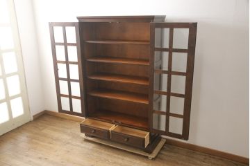 中古　北海道民芸家具　和洋どちらのお部屋にも馴染むブックケース(本箱、収納棚、キャビネット、飾り棚)(R-058298)