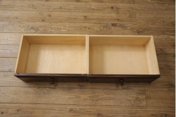 中古　北海道民芸家具　和洋どちらのお部屋にも馴染むブックケース(本箱、収納棚、キャビネット、飾り棚)(R-058298)