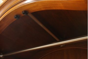 中古　美品　DREXEL HERITAGE(ドレクセルヘリテイジ)　Touraine(ツーレイン)　流れるような曲線が美しいワードローブ(定価約100万円)(洋服タンス)(R-058303)