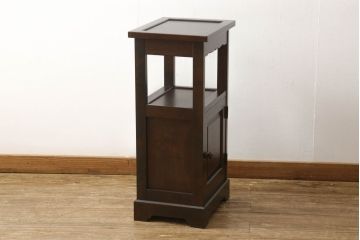 中古　北海道民芸家具　シックなお部屋にも似合う電話台(サイドテーブル、ナイトテーブル、花台、収納棚)(R-058305)