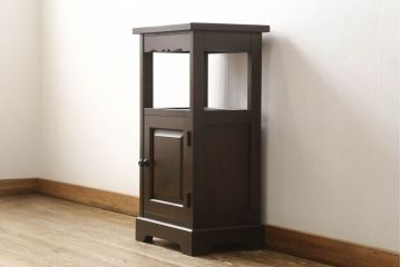 中古　北海道民芸家具　シックなお部屋にも似合う電話台(サイドテーブル、ナイトテーブル、花台、収納棚)(R-058305)