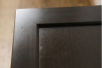 中古　北海道民芸家具　シックなお部屋にも似合う電話台(サイドテーブル、ナイトテーブル、花台、収納棚)(R-058305)