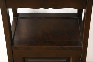 中古　北海道民芸家具　シックなお部屋にも似合う電話台(サイドテーブル、ナイトテーブル、花台、収納棚)(R-058305)
