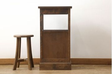 中古　北海道民芸家具　シックなお部屋にも似合う電話台(サイドテーブル、ナイトテーブル、花台、収納棚)(R-058305)