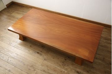 中古　美品　総欅(ケヤキ)材　一枚板を贅沢に使用した迫力溢れる座卓(ローテーブル、センターテーブル)(定価約120万円)(R-058312)