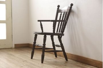 中古　北海道民芸家具　上品なデザインのアームチェア(ダイニングチェア、椅子)(R-058315)
