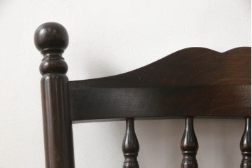中古　美品　北海道民芸家具　クラシカルな雰囲気を醸し出すダイニングチェア2脚セット(椅子、板座チェア)(R-058316)