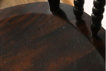 中古　美品　北海道民芸家具　クラシカルな雰囲気を醸し出すダイニングチェア2脚セット(椅子、板座チェア)(R-058316)