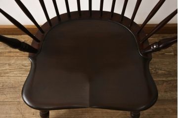 中古　美品　松本民芸家具　ウィンザーチェア　曲木　すっきりとしたデザインが魅力のアーチバックアームチェア(板座チェア、ダイニングチェア、ウインザーチェア)(定価約19万円)(R-058331)