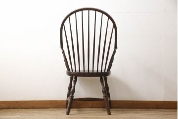 中古　美品　松本民芸家具　ウィンザーチェア　曲木　すっきりとしたデザインが魅力のアーチバックアームチェア(板座チェア、ダイニングチェア、ウインザーチェア)(定価約19万円)(R-058331)