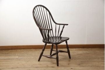 中古　美品　松本民芸家具　ウィンザーチェア　曲木　すっきりとしたデザインが魅力のアーチバックアームチェア(板座チェア、ダイニングチェア、ウインザーチェア)(定価約19万円)(R-058332)
