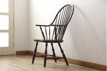 中古　美品　松本民芸家具　ウィンザーチェア　曲木　すっきりとしたデザインが魅力のアーチバックアームチェア(板座チェア、ダイニングチェア、ウインザーチェア)(定価約19万円)(R-058332)
