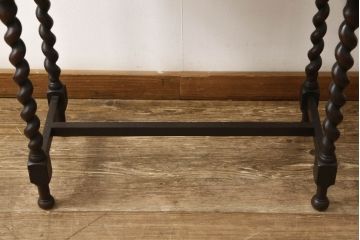 イギリスアンティーク　オーク材　ツイストレッグがおしゃれなサイドテーブル(コンソールテーブル、作業台)(R-058337)