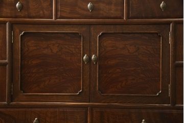 中古　超美品　指物家具　吉蔵　端正でおおらかな雰囲気漂う李朝スタイルの収納棚(小箪笥、引き出し、戸棚)(定価約47万円)(R-058345)