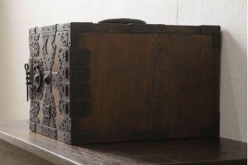 和製アンティーク　極小サイズ　凝ったつくりの銭箱付き船箪笥(掛硯型、懸硯型、舟箪笥、小引き出し、硯箱)(R-058348)