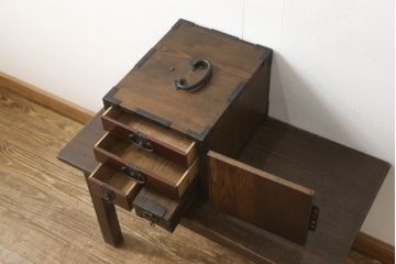 和製アンティーク　極小サイズ　凝ったつくりの銭箱付き船箪笥(掛硯型、懸硯型、舟箪笥、小引き出し、硯箱)(R-058348)